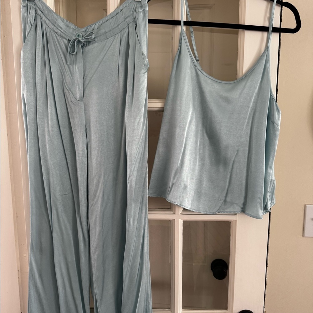 American Vintage Satin Lounge Set in Light Blue